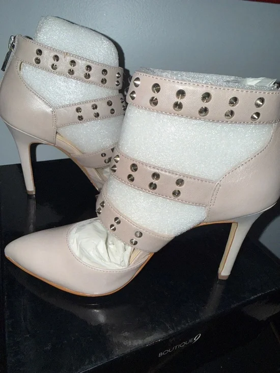Boutique 9 Nine West ZOLA Spiked Heels - Picture 7 of 12